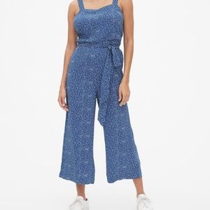 NWT Gap jumpsuit in pretty blue print